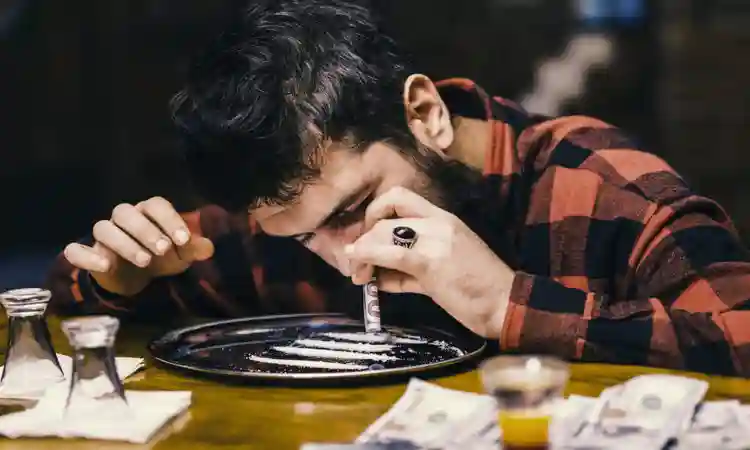 فرق کوکائین با تونی در نحوه مصرف